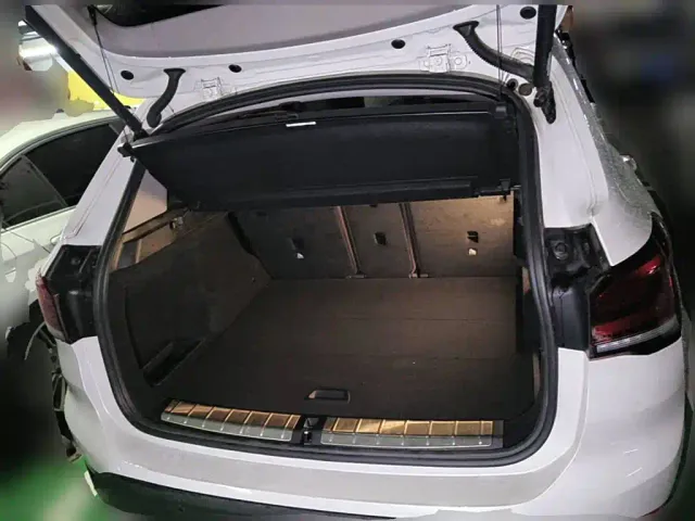 BMW X1 — Фото автомобиля 5