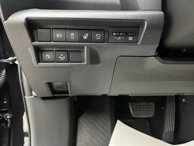 Toyota Granvia — Фото автомобиля 7