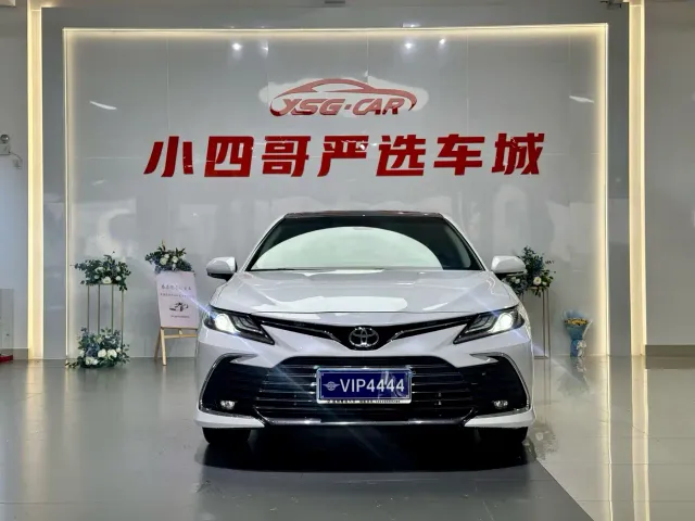 Toyota Camry — Фото автомобиля 3