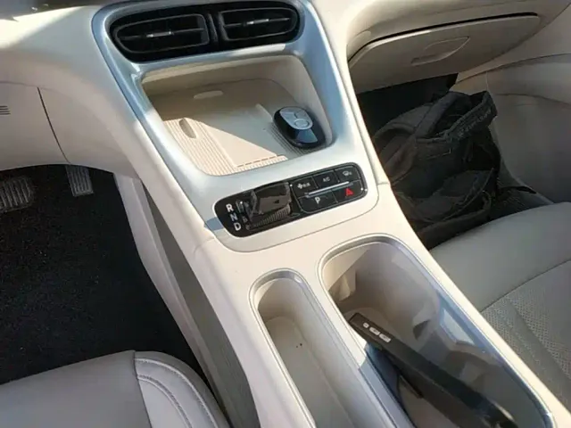 Geely Starry Wish — Фото автомобиля 13