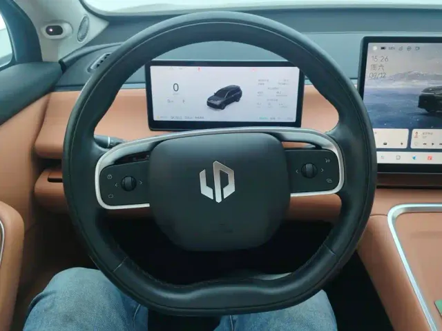 Leapmotor C16 — Фото автомобиля 15