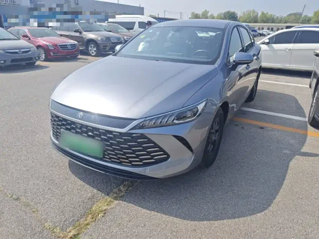 BYD Qin PLUS — Фото автомобиля 3