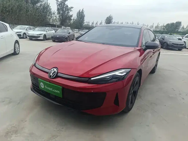 Фотография автомобиля — Volkswagen Lamando