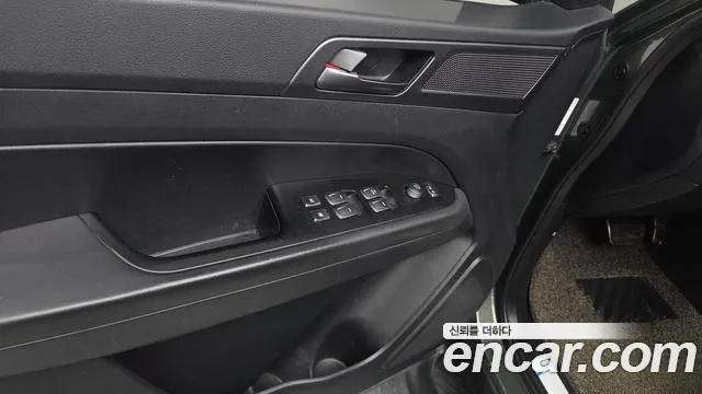 KG_Mobility_Ssangyong Rexton Новый Rexton Sport Дизель 2.2 4WD — Фото автомобиля 24