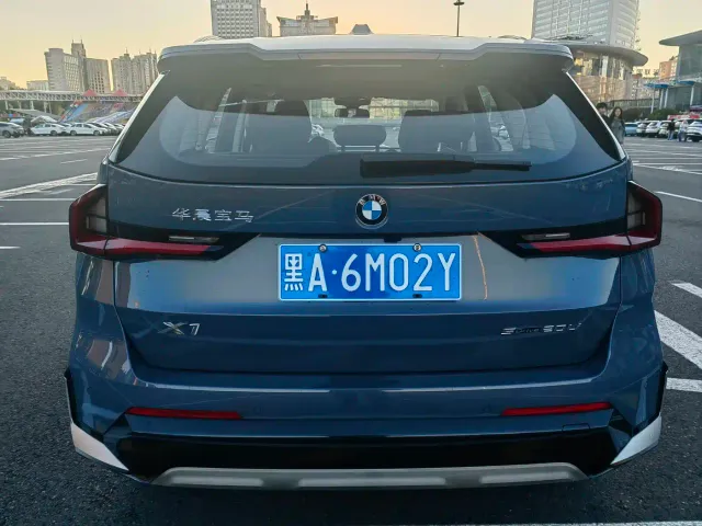 BMW X1 — Фото автомобиля 6