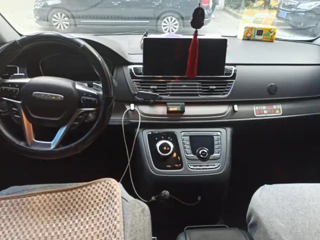 Maxus G20 — Фото автомобиля 12