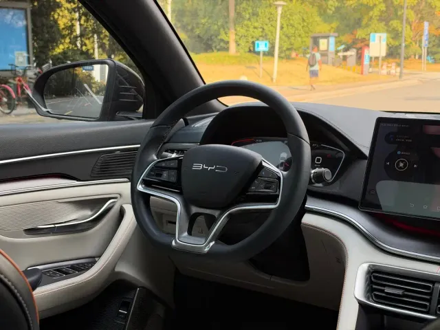 BYD Song PLUS — Фото автомобиля 8