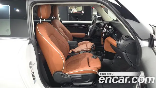 MINI Cooper — Фото автомобиля 10