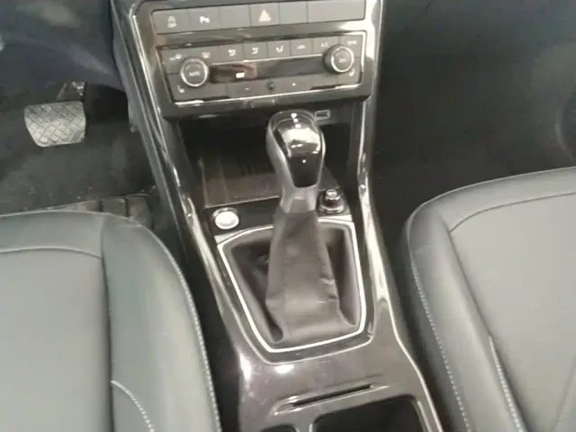 Volkswagen Tharu — Фото автомобиля 13