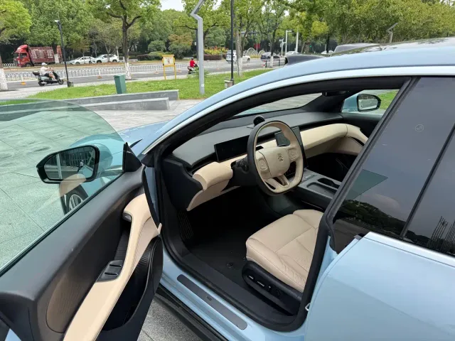 NIO NIO ET5 2022 75kWh — Фото автомобиля 13