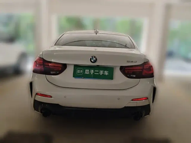 BMW 1 Series — Фото автомобиля 3