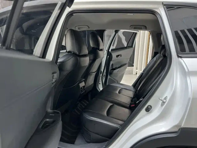 Toyota Corolla Cross — Фото автомобиля 8