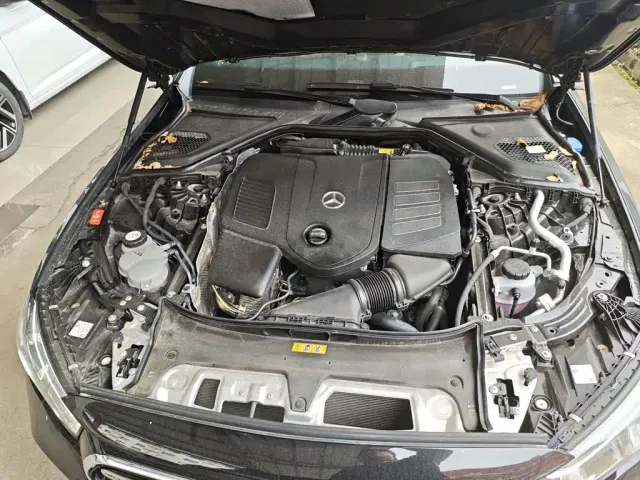 Mercedes-Benz E-Class — Фото автомобиля 19