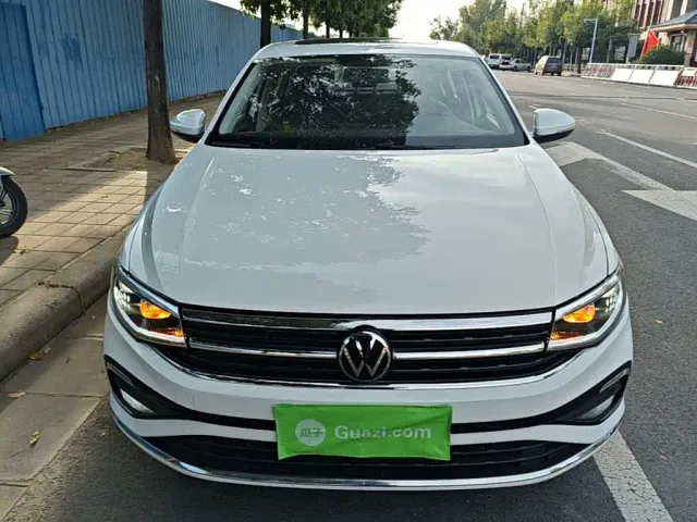 Volkswagen Bora — Фото автомобиля 2