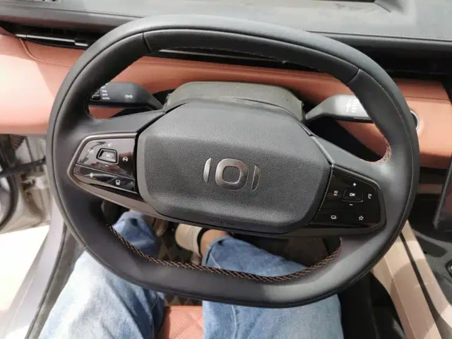 Changan Qiyuan A05 — Фото автомобиля 15