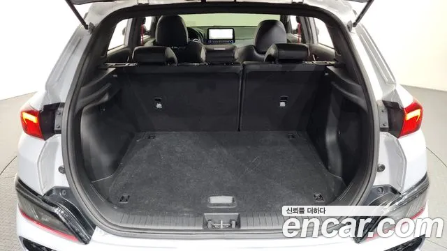 Hyundai Kona Новый Kona Бензин 2.0 2WD — Фото автомобиля 20