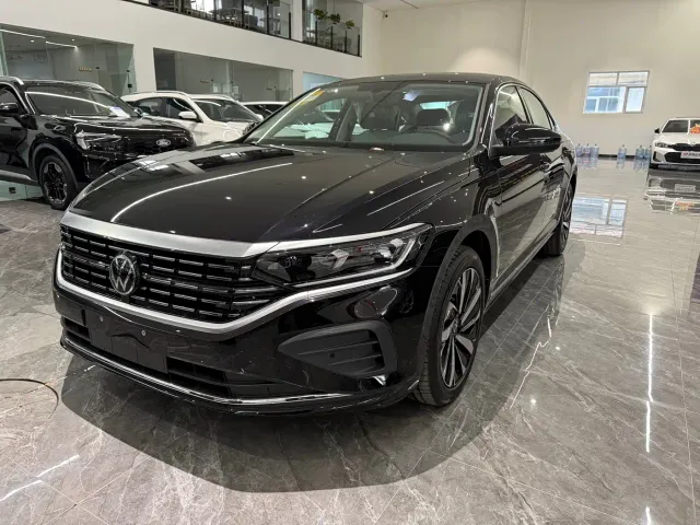 Volkswagen Passat — Фото автомобиля 2