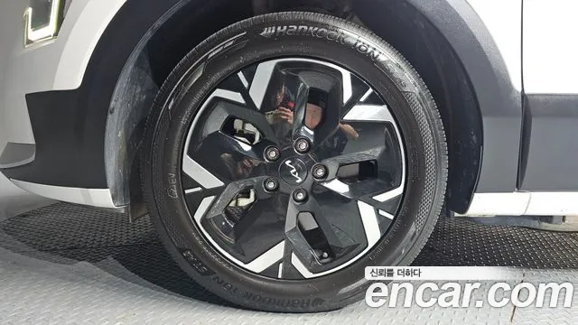 Kia Niro Niro (New) — Фото автомобиля 5