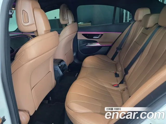 Mercedes-Benz E-Class W214 — Фото автомобиля 11