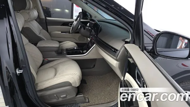 Kia Carnival Generation 4 — Фото автомобиля 15