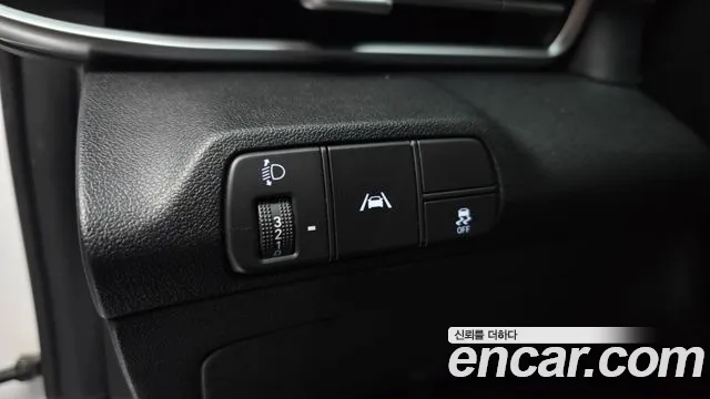 Hyundai Avante CN7 — Фото автомобиля 14