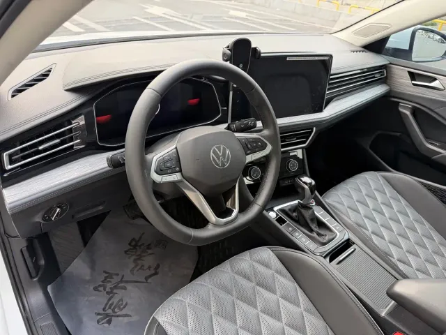 Volkswagen Sagitar — Фото автомобиля 5