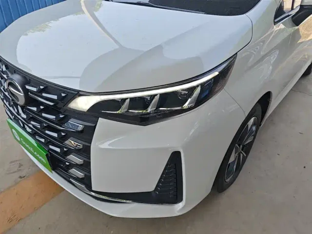 GAC Trumpchi M6 — Фото автомобиля 23