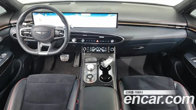 Genesis GV70 — Фото автомобиля 10