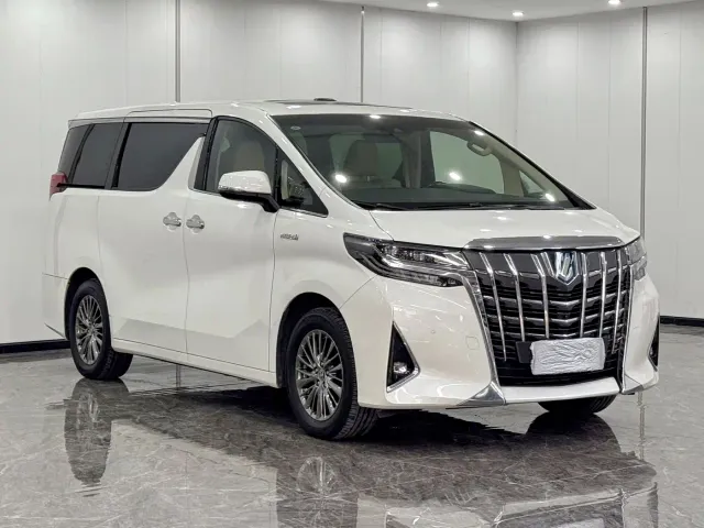 Toyota Alphard — Фото автомобиля 3