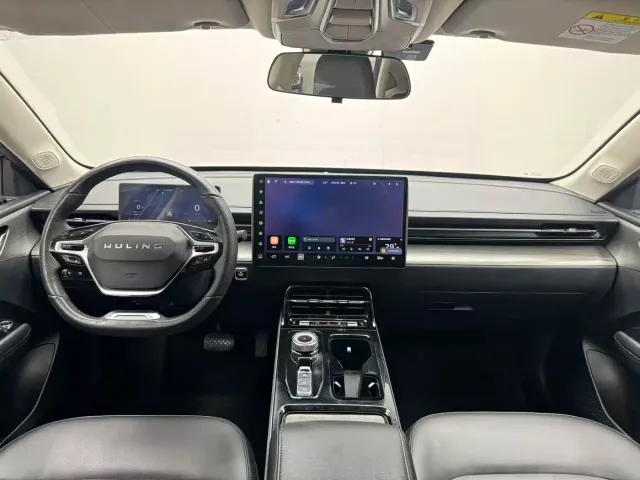 Wuling Starlight — Фото автомобиля 13