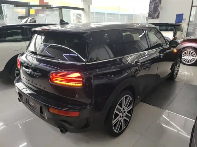 MINI Clubman — Фото автомобиля 4