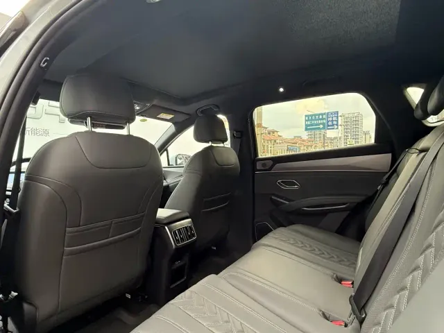 BYD Song L DM-i — Фото автомобиля 8