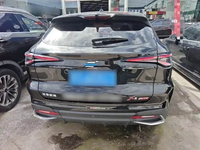 Changan X5 Plus — Фото автомобиля 5
