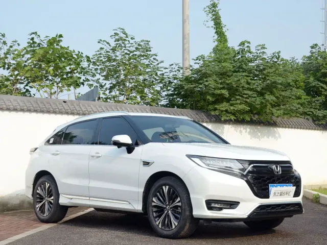 Honda UR-V — Фото автомобиля 3