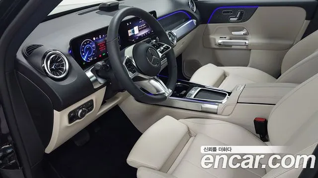 Mercedes-Benz EQB — Фото автомобиля 9