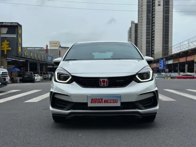 Honda Fit — Фото автомобиля 2