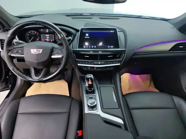 Cadillac CT5 — Фото автомобиля 12