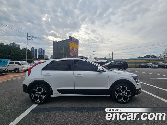 Kia Niro The All New — Фото автомобиля 6