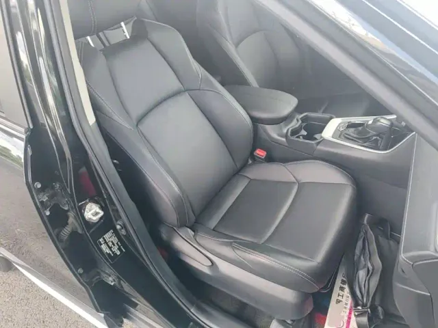 Toyota Wildlander — Фото автомобиля 19