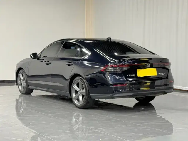 Honda Accord — Фото автомобиля 7
