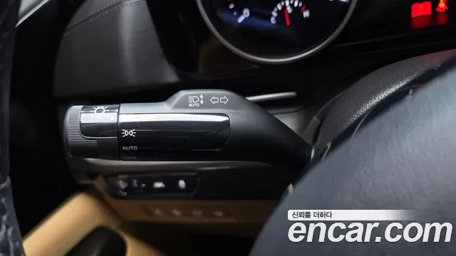 Kia Canival Carnival 4 поколение Бензин 9 мест Noblesse — Фото автомобиля 27