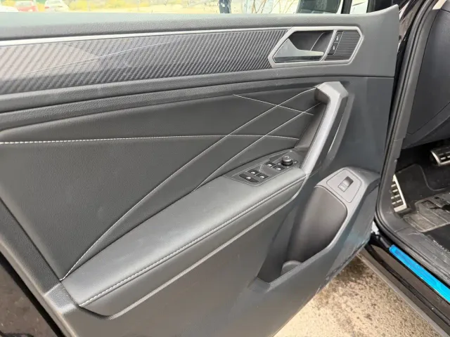 Volkswagen Tiguan L — Фото автомобиля 10