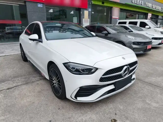 Mercedes-Benz C-Class — Фото автомобиля 3