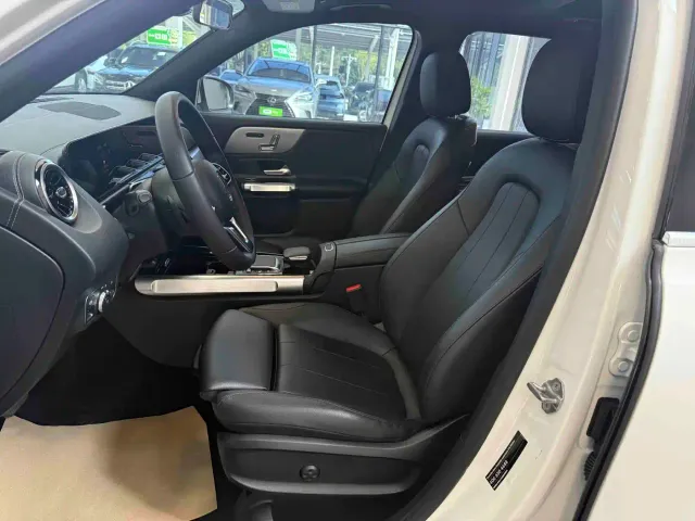 Mercedes-Benz GLB-Class — Фото автомобиля 9