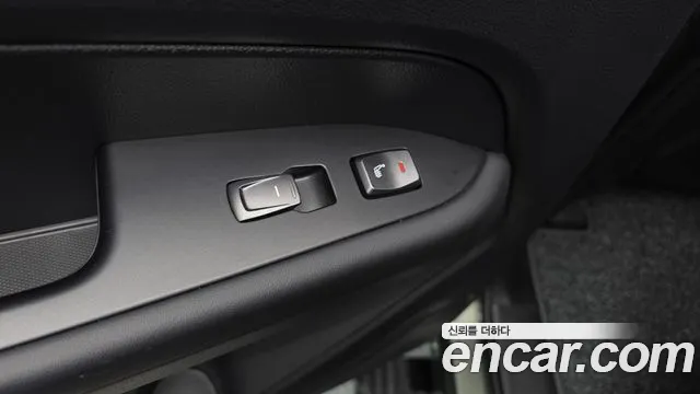 KG_Mobility_Ssangyong Rexton Новый Rexton Sport Дизель 2.2 4WD — Фото автомобиля 17