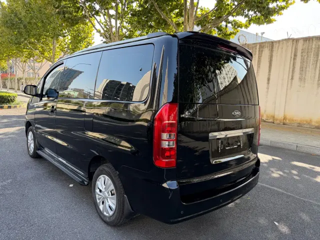 JAC Refine M3 — Фото автомобиля 6