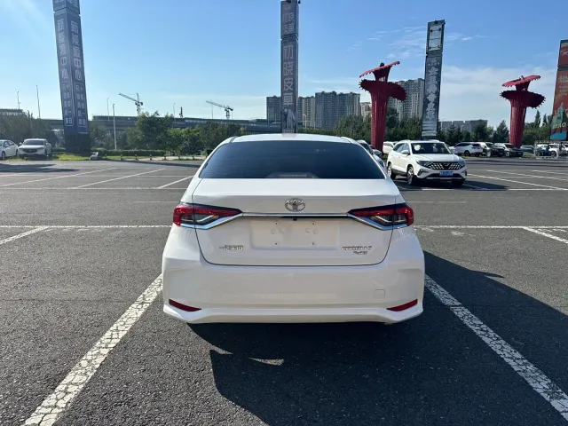 Toyota Corolla — Фото автомобиля 7