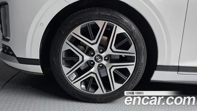 Hyundai Grandeur Grandeur (GN7) 2.5 Бензин 2WD — Фото автомобиля 5