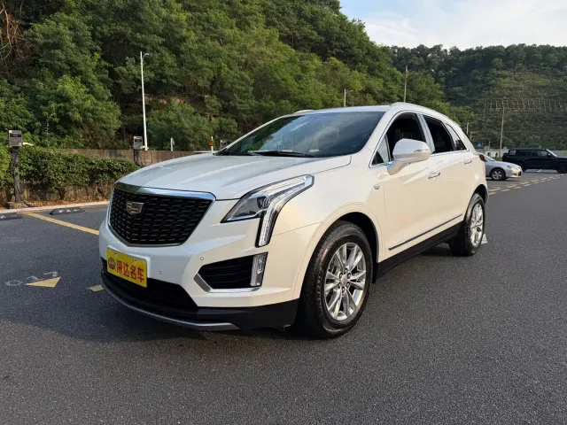 Cadillac XT5 — Фото автомобиля 2