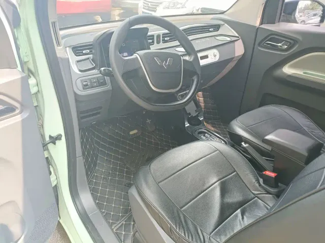 Wuling Hongguang Mini EV — Фото автомобиля 9